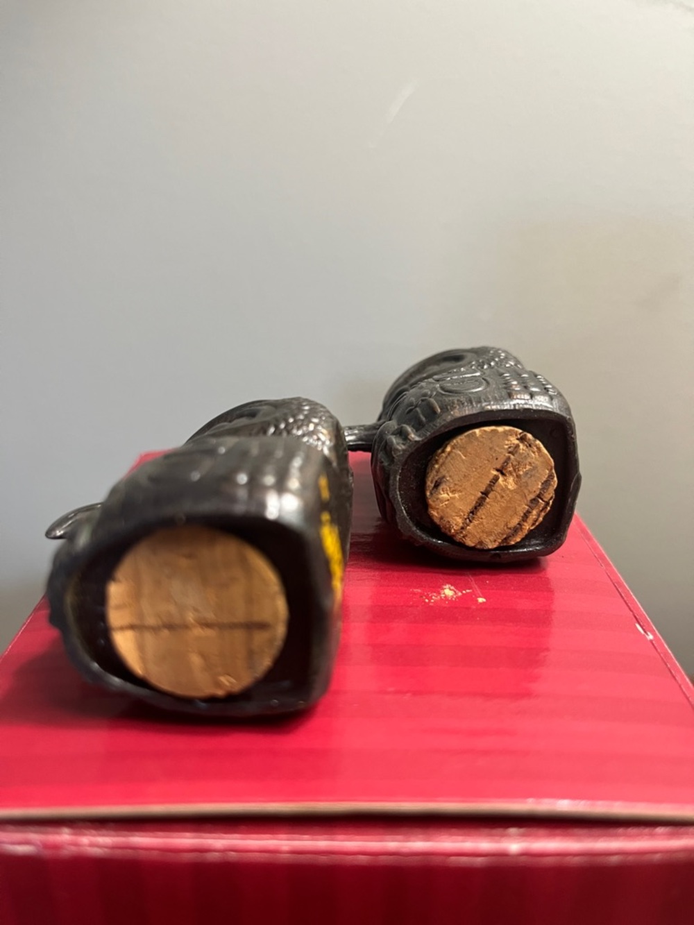 1960s Bronze Totem Pole Salt/Pepper Shakers Dark Bronze - Picture 3 of 5